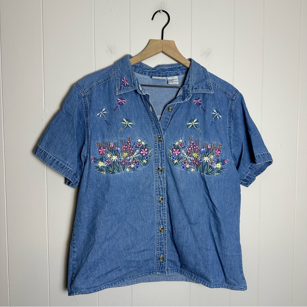 Bobbie Brooks Short Sleeve Embroidered Top